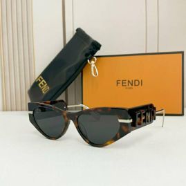 Picture of Fendi Sunglasses _SKUfw57312045fw